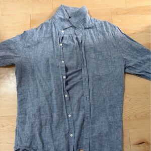 GAP Blue Striped Linen Men’s button down long sleeve shirt